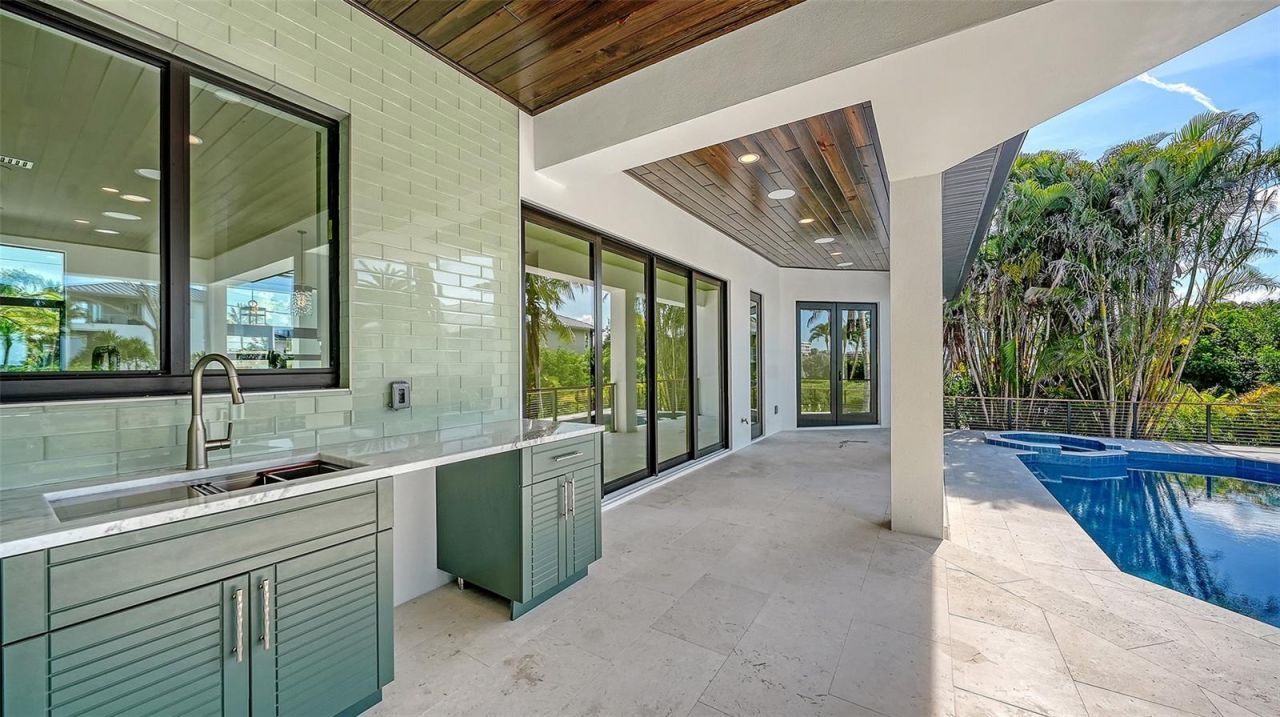 1516 Ridgewood Lane, Sarasota, FL 34231 Photo