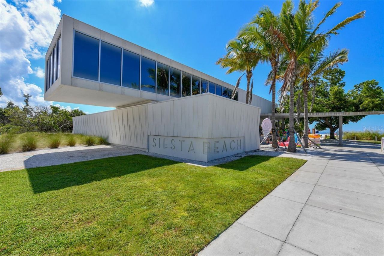 1516 Ridgewood Lane, Sarasota, FL 34231 Photo