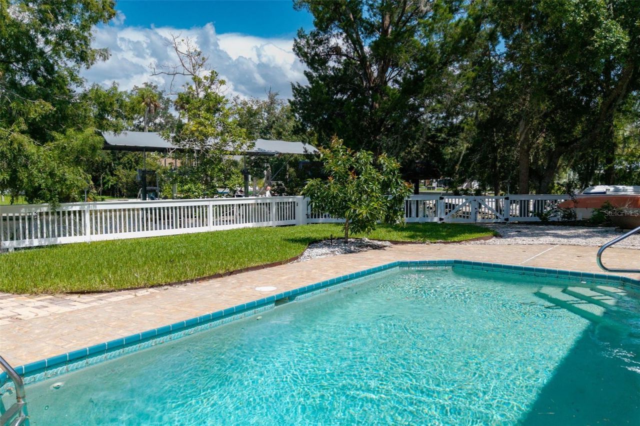 1035 N Appalachian Terrace, Crystal River, FL 34429 Photo