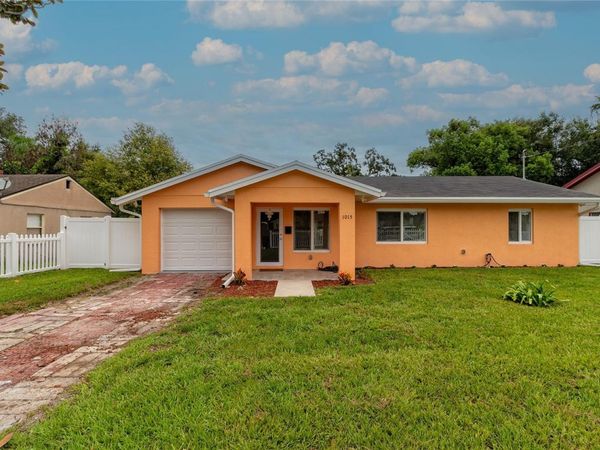 1015 MACK AVENUE , ORLANDO, FL 32805