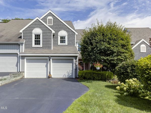 42 Greystone Drive, Voorheesville, NY 12186