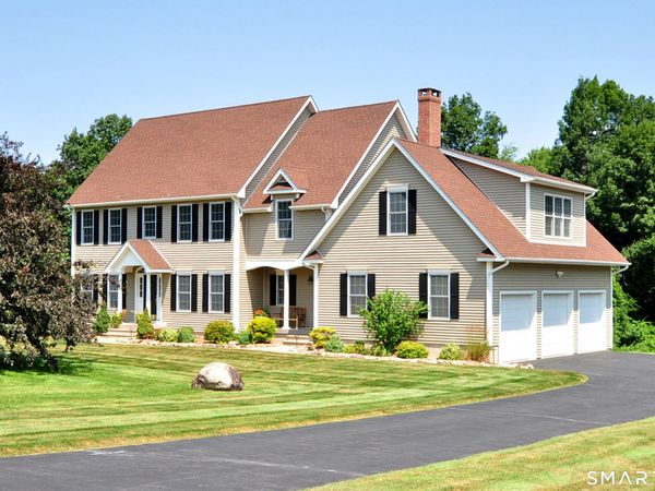 9 Appletree, Granby, CT 06060