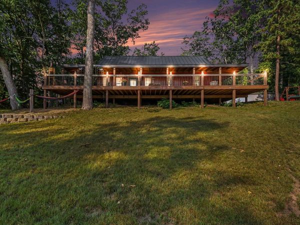 375 S Maple Road, Branch, MI 49402