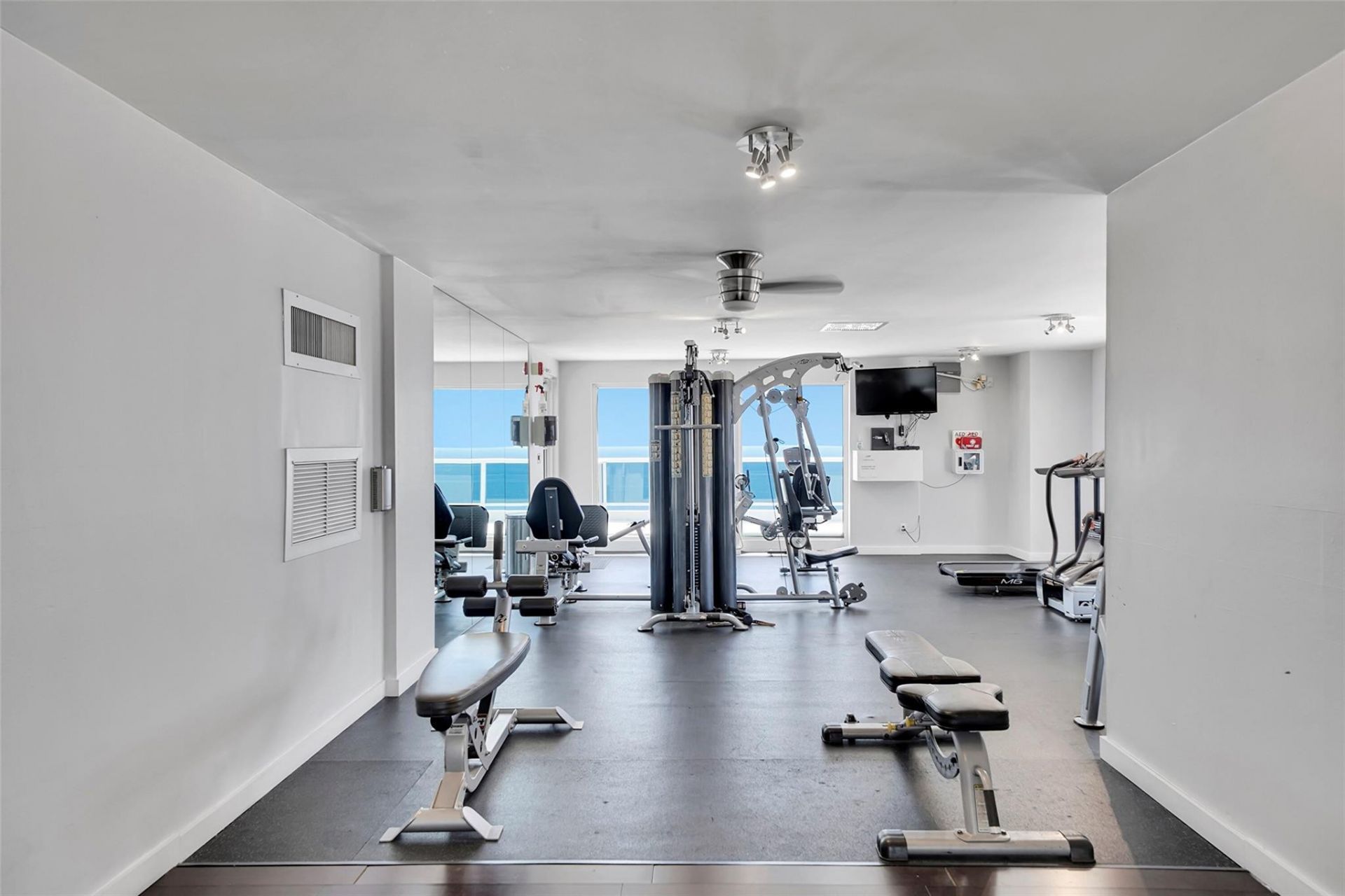 2841 N Ocean Boulevard, Unit 1801, Fort Lauderdale, FL 33308 Photo