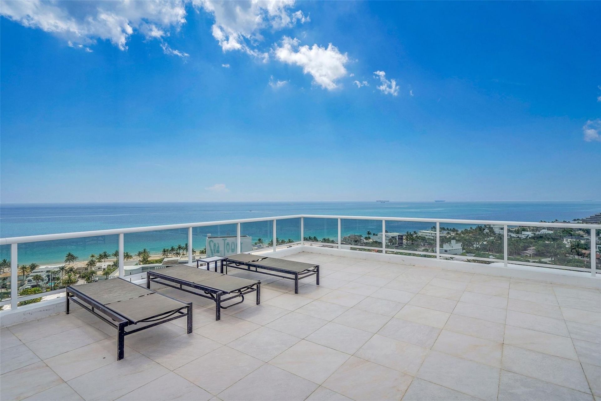 2841 N Ocean Boulevard, Unit 1801, Fort Lauderdale, FL 33308 Photo