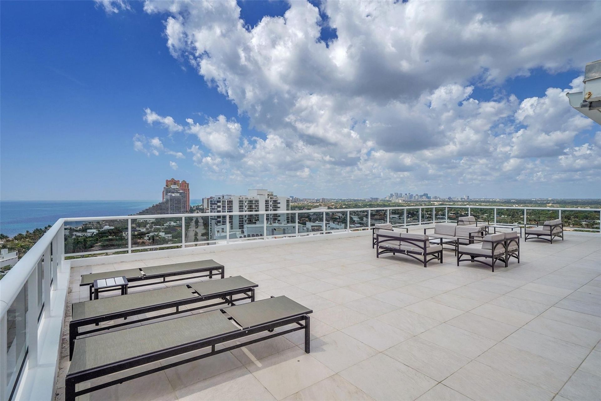 2841 N Ocean Boulevard, Unit 1801, Fort Lauderdale, FL 33308 Photo