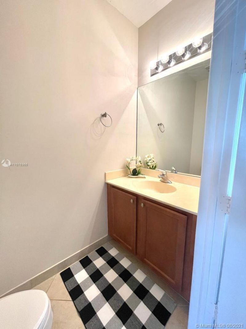 870 Marina Del Ray Lane, Unit 3, West Palm Beach, FL 33401 Photo
