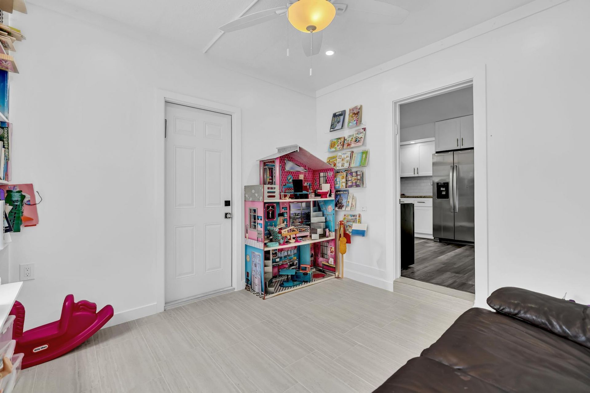 2001 N 52nd Avenue, Hollywood, FL 33021 Photo
