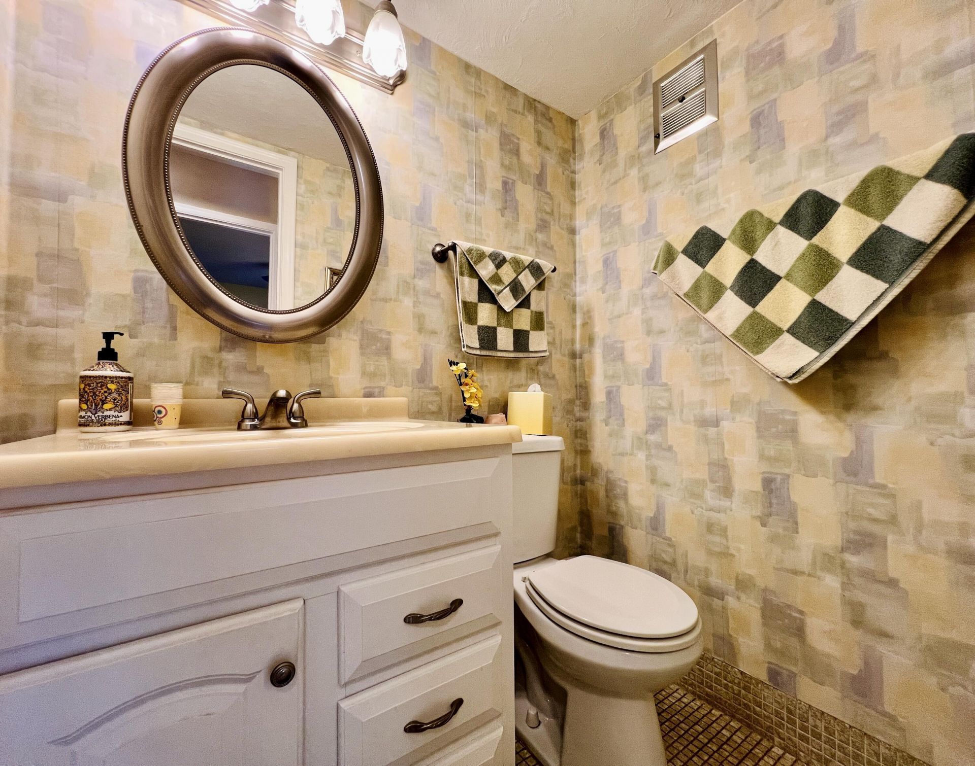 131 Andover F, West Palm Beach, FL 33417 Photo