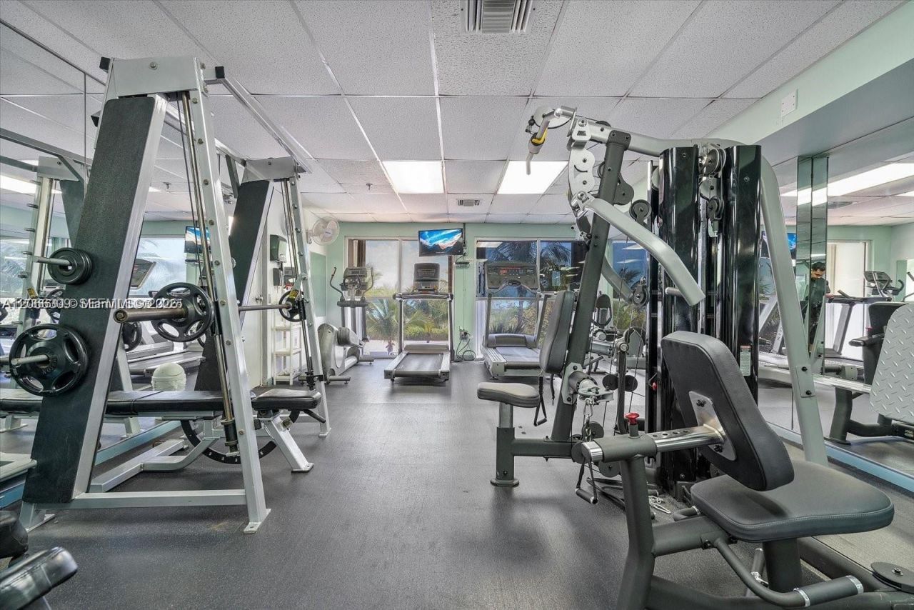 9341 Collins Ave, Unit 303, Surfside, FL 33154 Photo