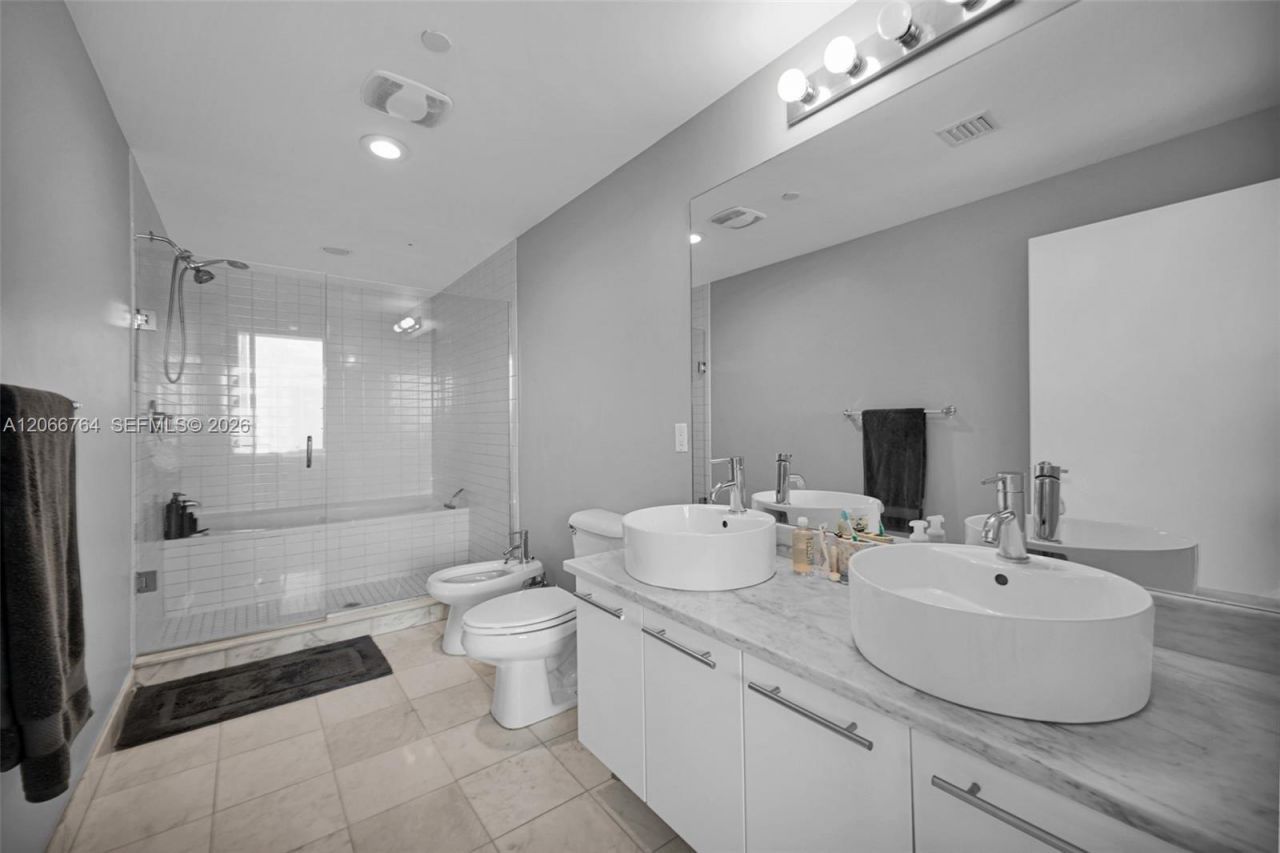 Please Call For Address, Unit 4102, Miami, FL 33132 Photo