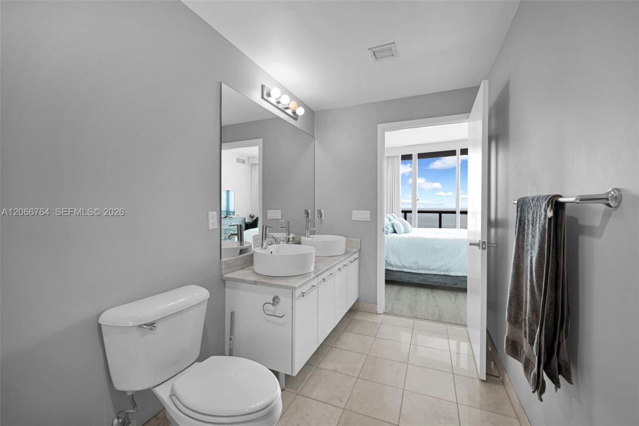 Please Call For Address, Unit 4102, Miami, FL 33132 Photo