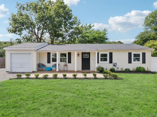 91 Circle Drive W, Patchogue, NY 11772