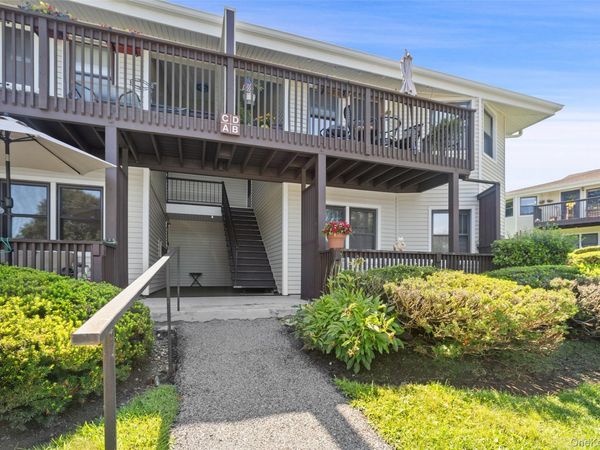 39 Sussex Drive , Unit B, Yorktown Heights, NY 10598