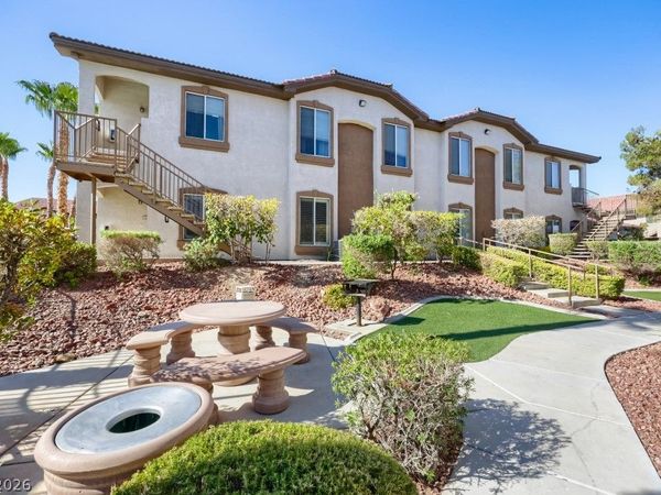 2305 W Horizon Ridge Parkway, Unit 1614, Henderson, NV 89052