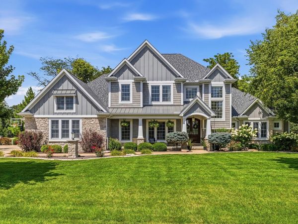 1502 Riverwood Point, Mahomet, IL 61853