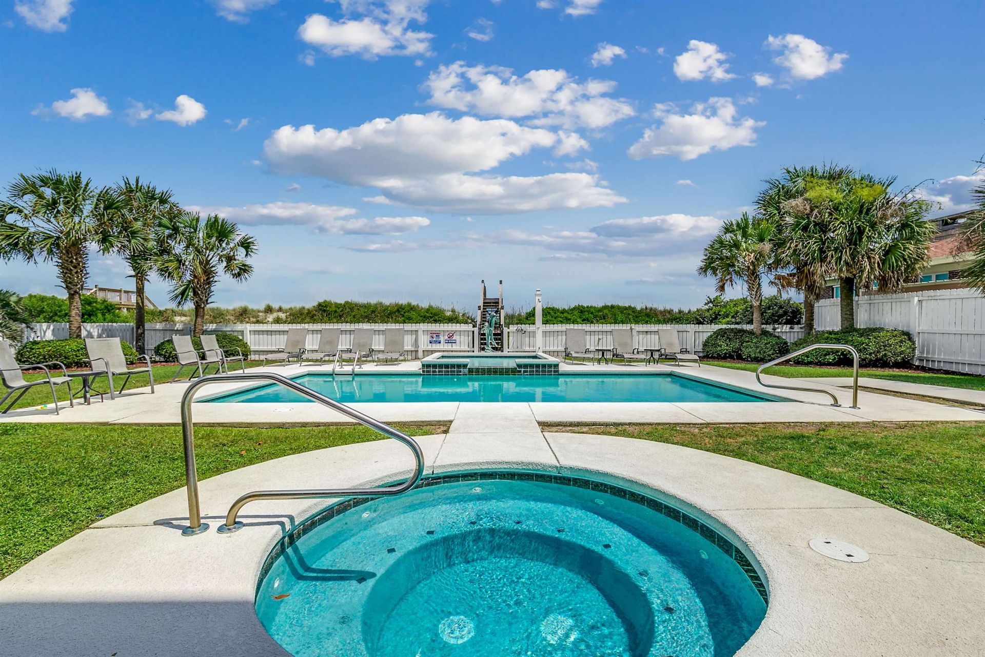 4905 S Ocean Blvd. Photo 4