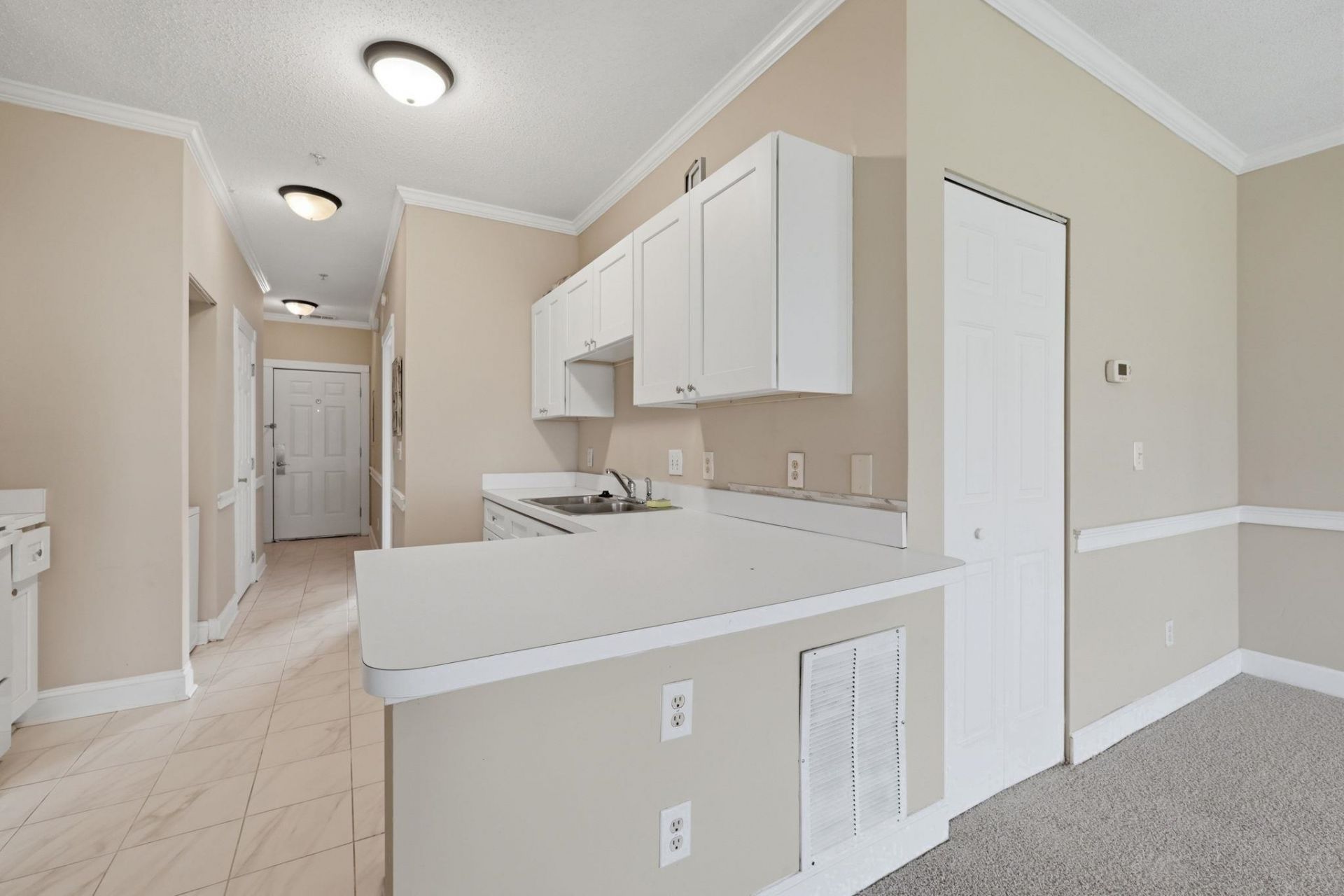 4834 Carnation Circle Photo 12