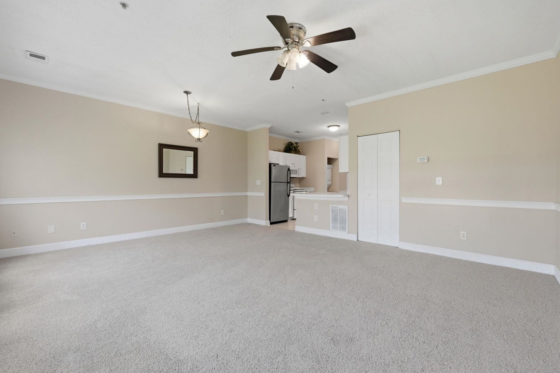 4834 Carnation Circle Photo 13
