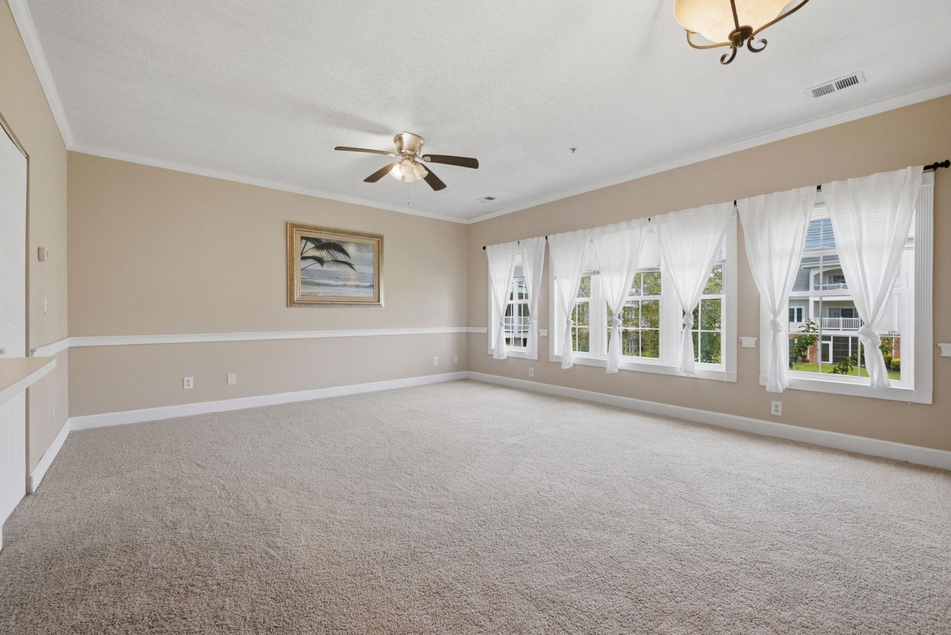 4834 Carnation Circle Photo 16