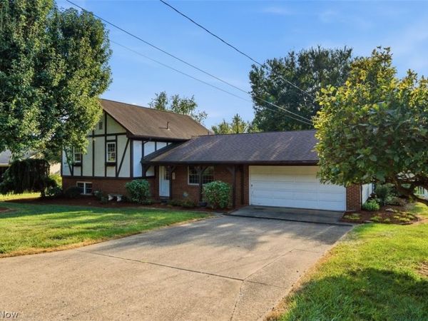 114 Delray Drive , Marietta, OH 45750