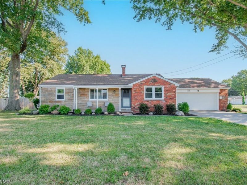 427 W Sunset Drive, Rittman, OH 44270 Photo 2