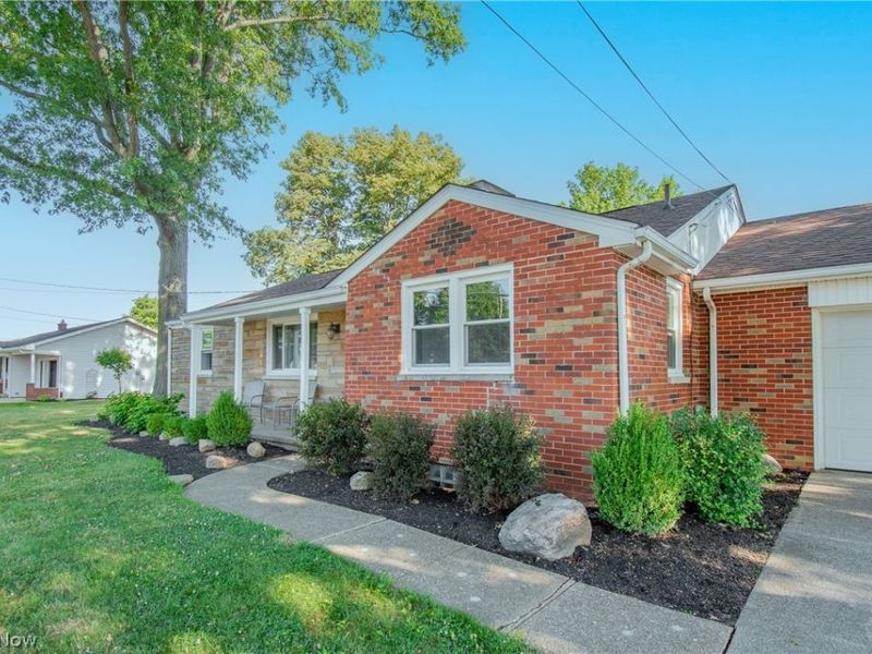 427 W Sunset Drive, Rittman, OH 44270 Photo 3