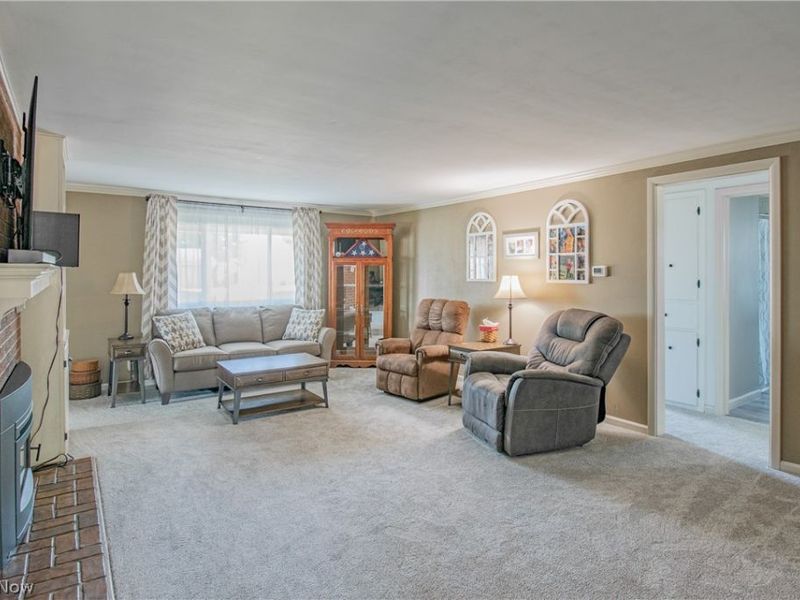 427 W Sunset Drive, Rittman, OH 44270 Photo 6