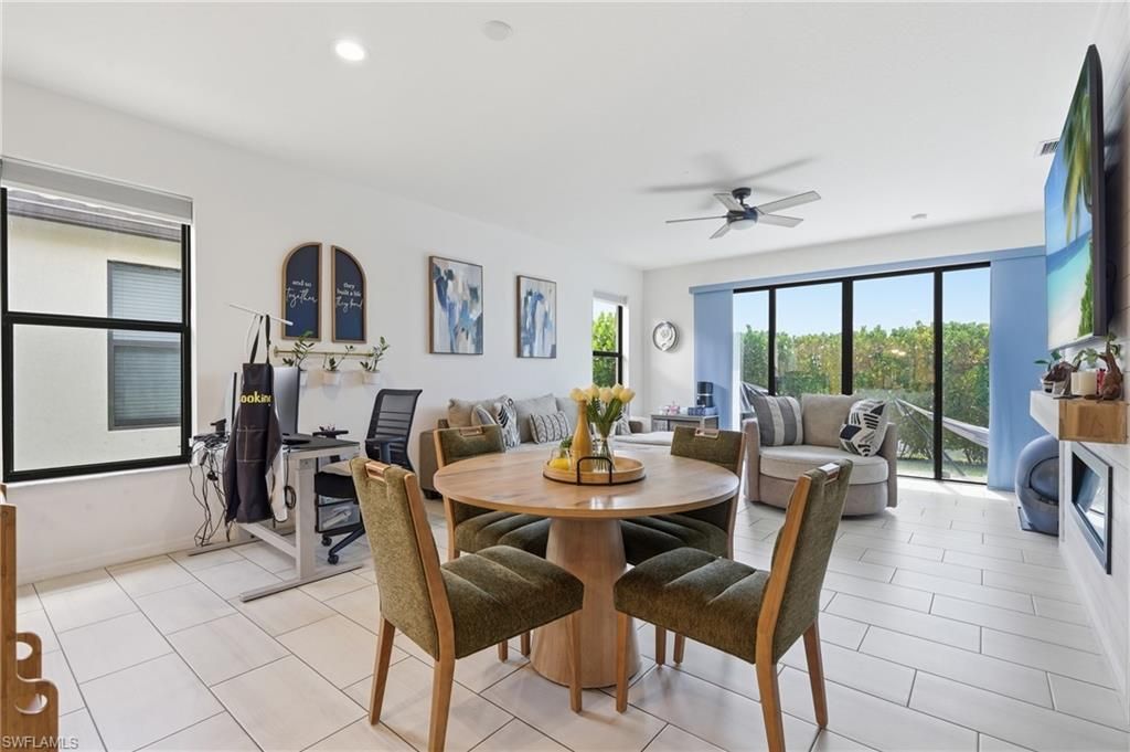 8932 Madrid Cir , Naples, FL 34104 Photo