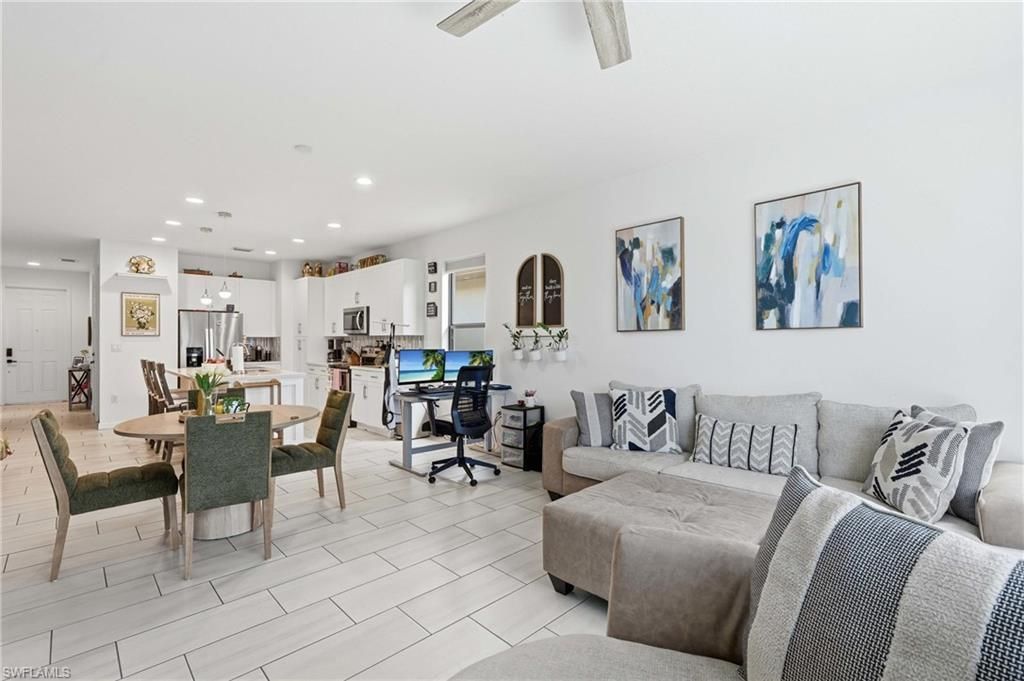 8932 Madrid Cir , Naples, FL 34104 Photo