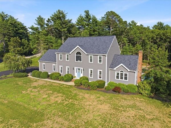 31 Pond View Dr, Kingston, MA 02364