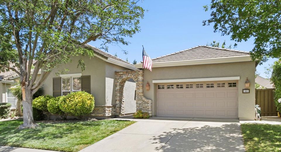 800 Morningside Dr, Folsom, CA 95630 Photo