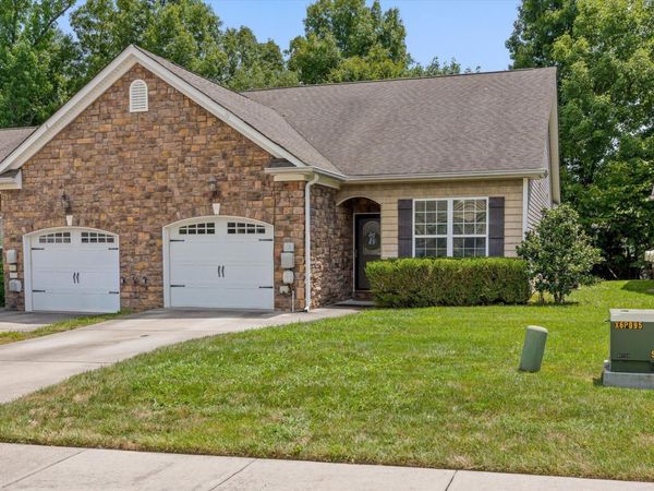 7648 Magnolia Leaf Lane , Chattanooga, TN 37421
