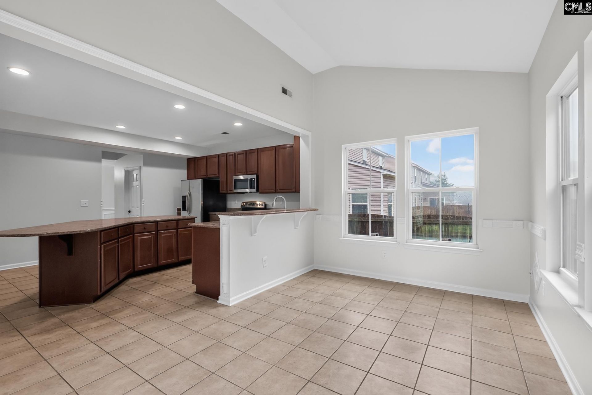 659 Stonebury Circle  Photo 8