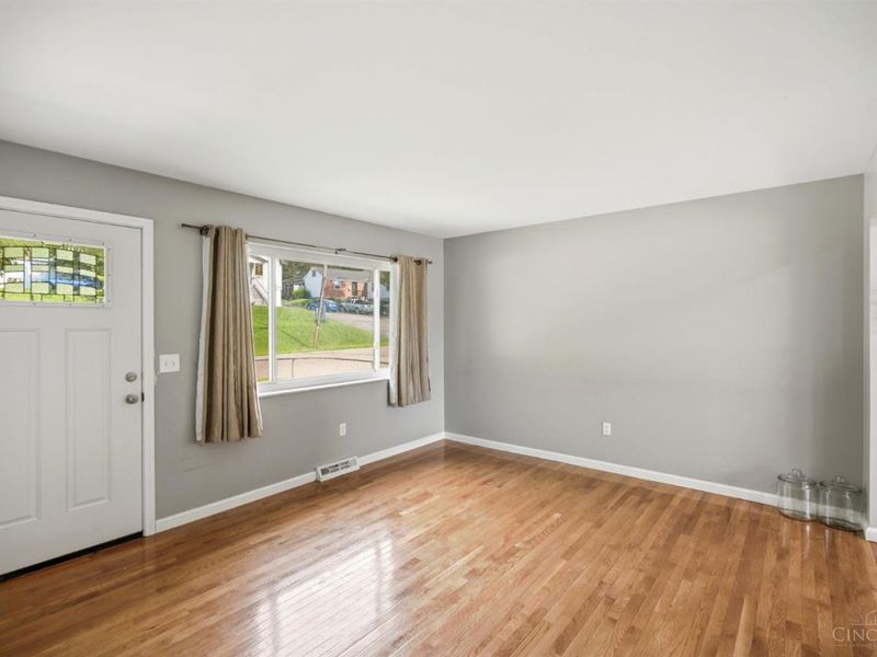 629 N Miami Avenue, Cleves, OH 45002 Photo 14