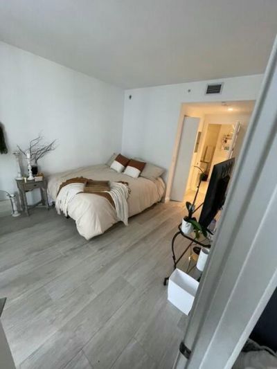 55 SW 9th Street, Unit 3209, Miami, FL 33130 Photo