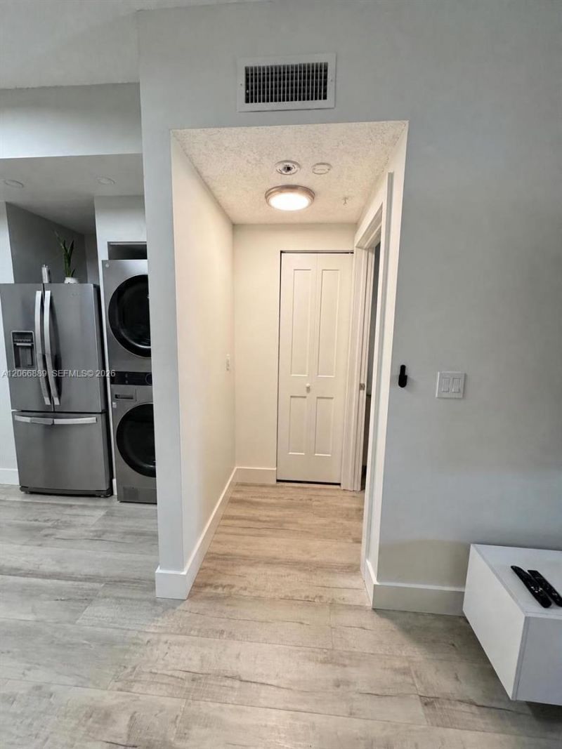 6960 SW 39th St , Unit E102, Davie, FL 33314 Photo