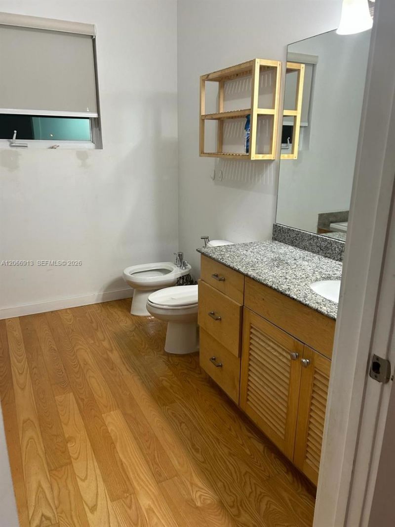 9010 SW 25th St, Unit 1, Miami, FL 33165 Photo
