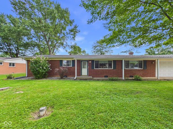2400 Anthony Drive , Anderson, IN 46012
