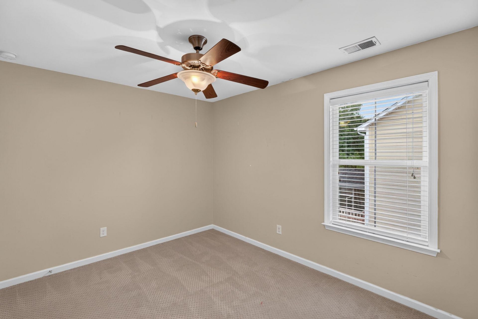 1714 Emmets Road Photo 36