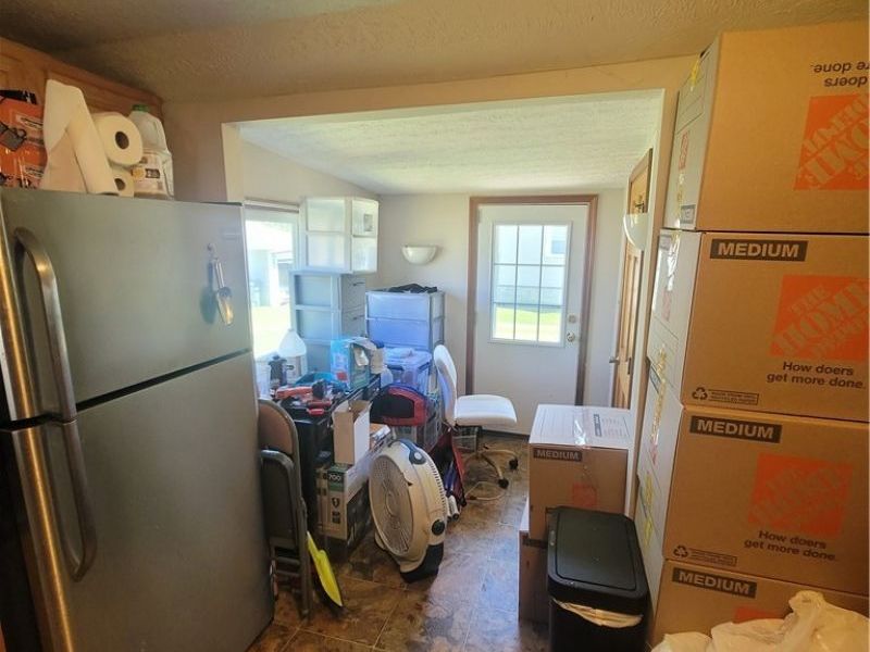 519 W Church Street, Orrville, OH 44667 Photo 4