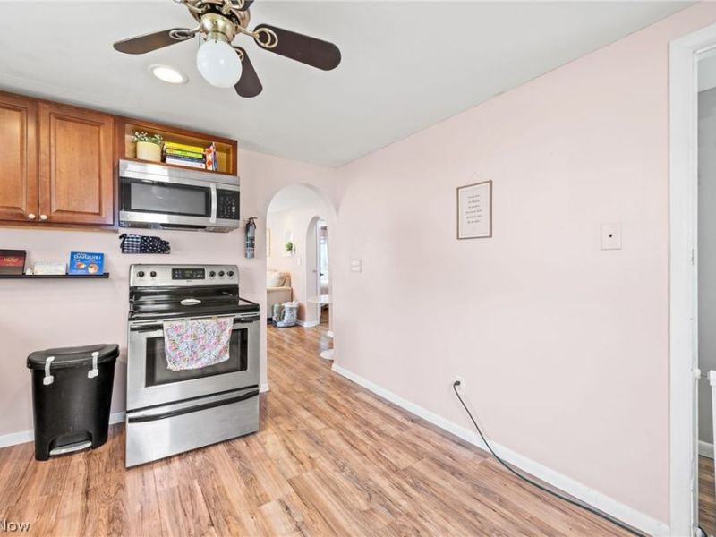 516 Franklin Avenue, Barberton, OH 44203 Photo 13