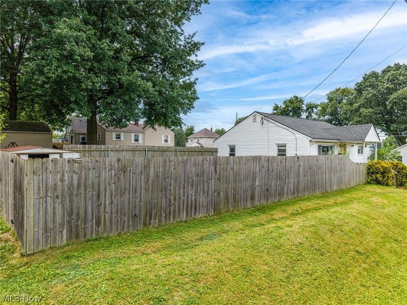 516 Franklin Avenue, Barberton, OH 44203 Photo 3