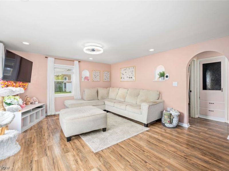 516 Franklin Avenue, Barberton, OH 44203 Photo 8