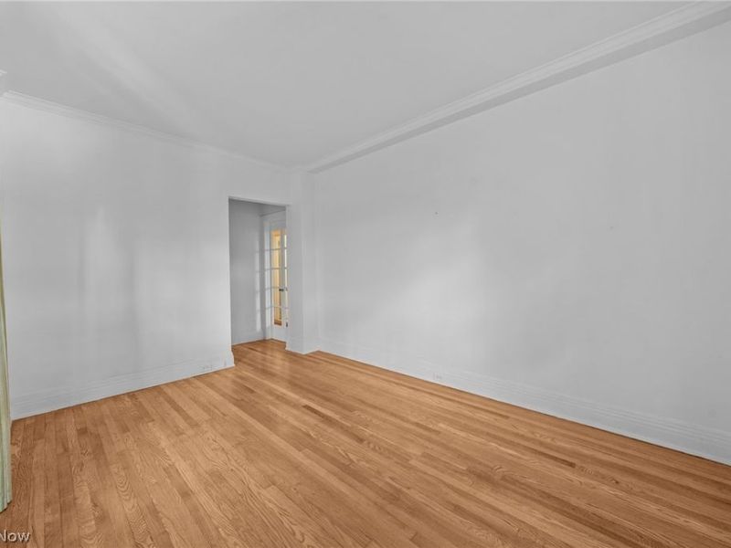 13605 Shaker Boulevard, Unit 2B, Cleveland, OH 44120 Photo 25