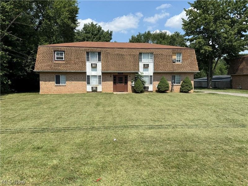 150 Washington Boulevard, Youngstown, OH 44512 Photo 1