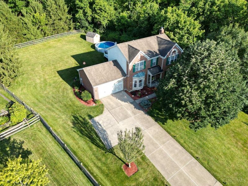 4450 Abby Court, Green Township, OH 45248 Photo 2