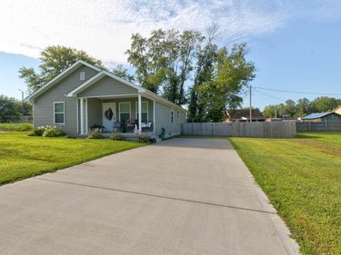 23 Strange Street, Stanton, KY 40380