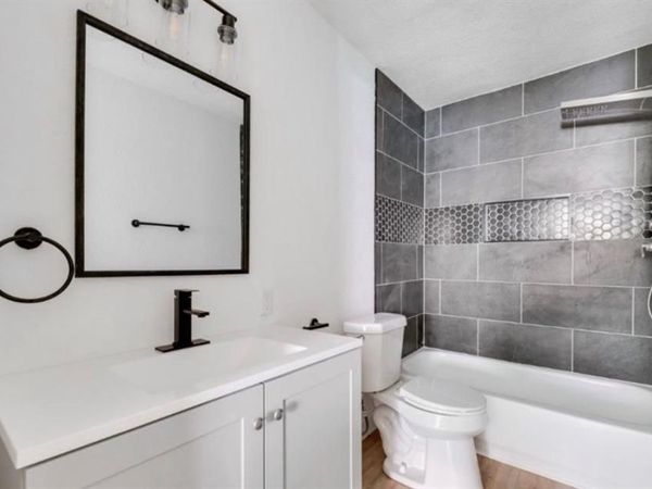 322 N Lakeview Drive, Lacy Lakeview, TX 76705