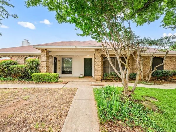 2911 Post Oak Drive, Euless, TX 76039